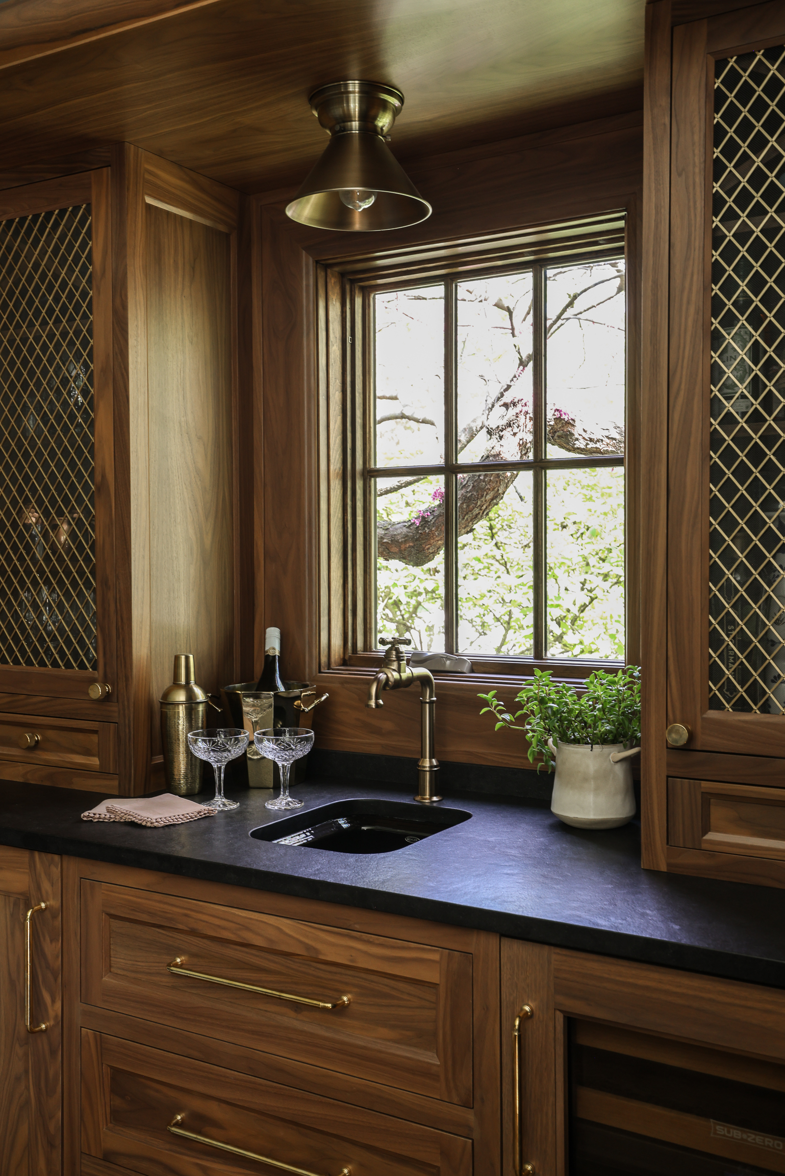 Glen Ellyn Housewalk - Park and Oak Interior Design
