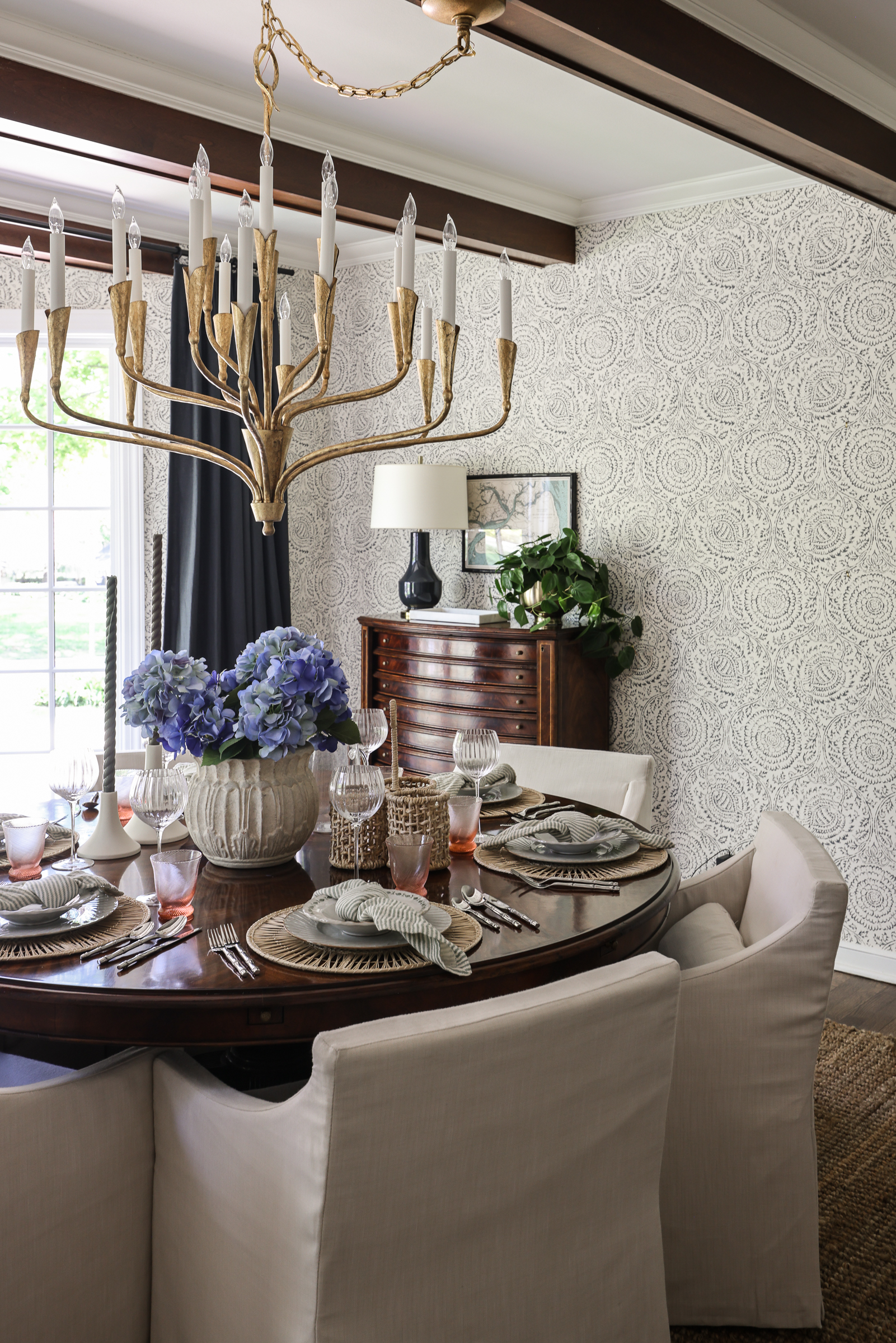 Glen Ellyn Housewalk - Park and Oak Interior Design