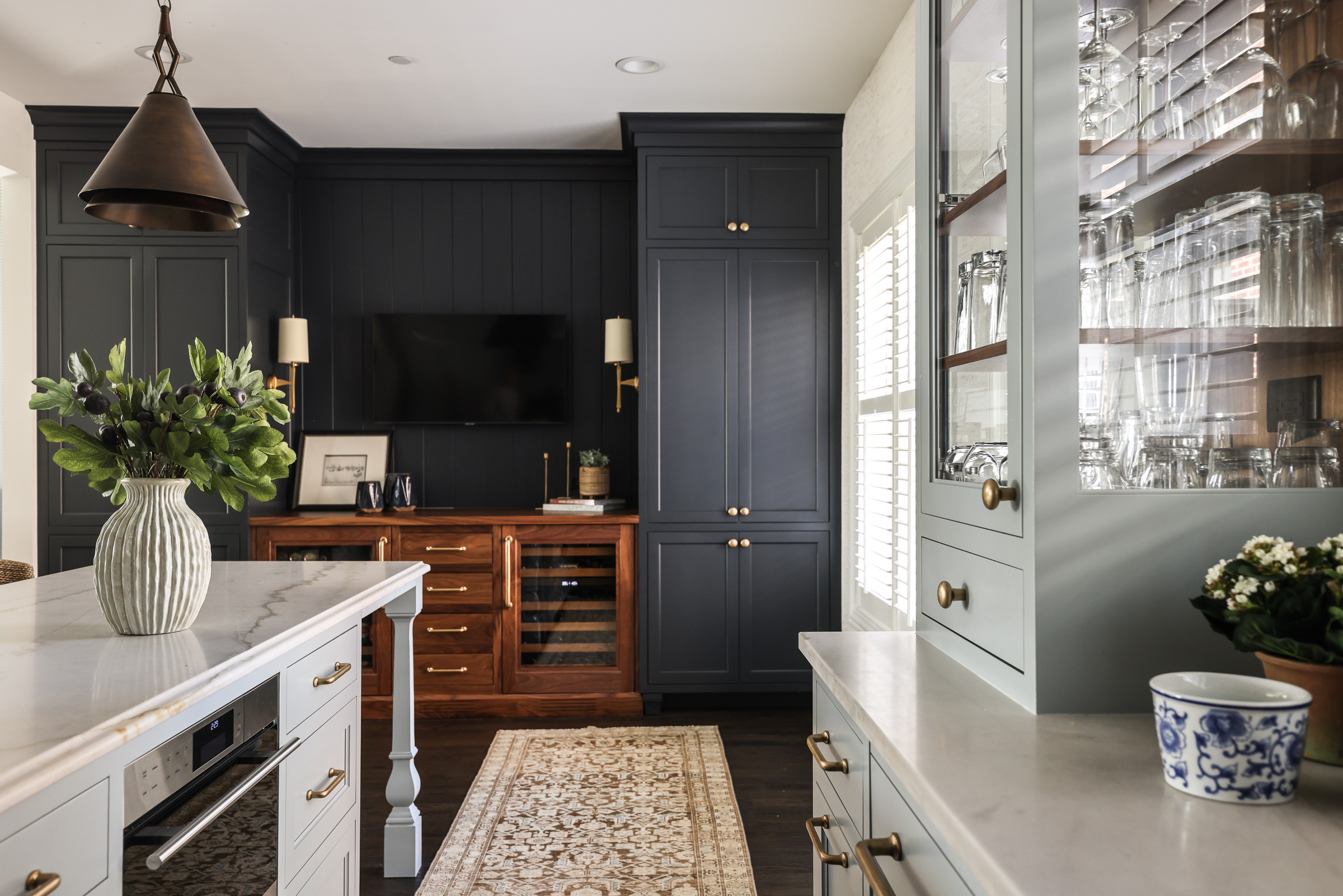 Glen Ellyn Kitchen Reveal - Park and Oak Interior Design